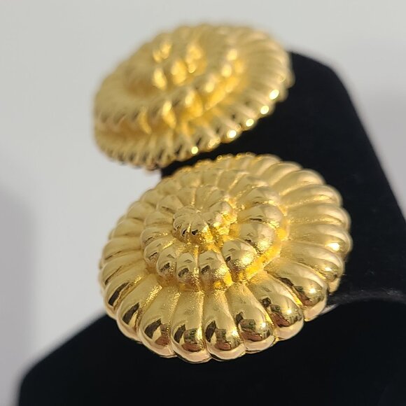 Alfred Sung Matt Gold Spiral Clip on Earrings-Vintage - Picture 4 of 9